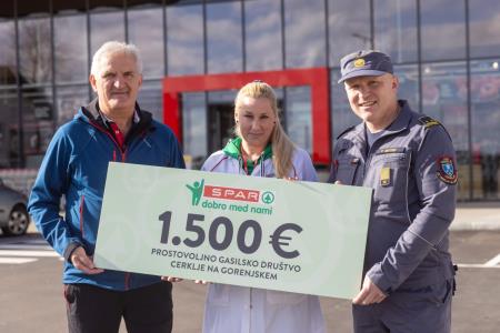 Predaja donacije PGD Cerklje na Gorenjskem (002)